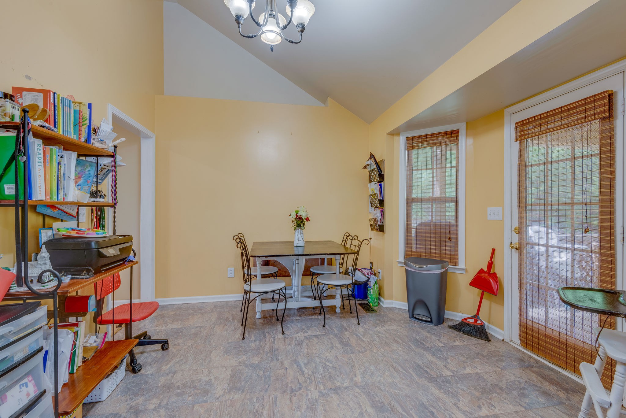 1069 Glendale Road White Bluff, TN 37187 - Photo 9 of 29 Gallery Image 9
