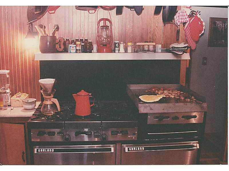 36 Golf Club Road Naples, ME 04055 - Photo 17 of 35 Kitchen. Chefs dream stove imagine...