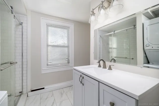 $2,500 | 6 Fremont Place, Norwalk, CT 06851