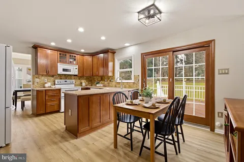 $779,900 | 4911 Harrogate Road, Ellicott City, MD 21043