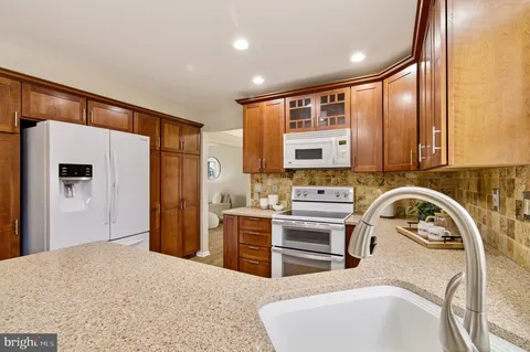 $779,900 | 4911 Harrogate Road, Ellicott City, MD 21043