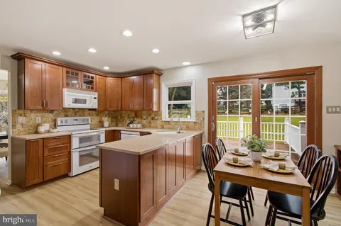 $779,900 | 4911 Harrogate Road, Ellicott City, MD 21043