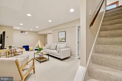 $779,900 | 4911 Harrogate Road, Ellicott City, MD 21043