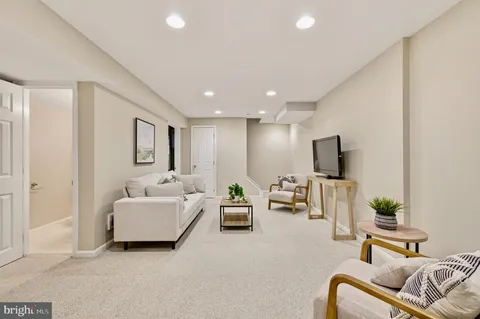 $779,900 | 4911 Harrogate Road, Ellicott City, MD 21043