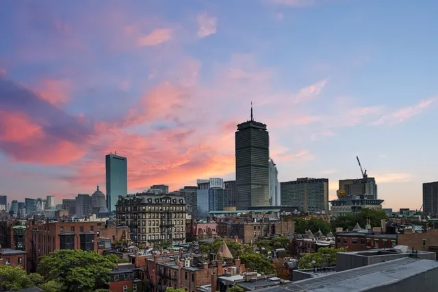 $1,180,000 | 4 Charlesgate East, Unit 201, Boston, MA 02215