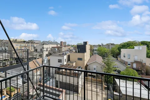 $549,900 | 1723 West North Avenue, Unit 1, Chicago, IL 60622