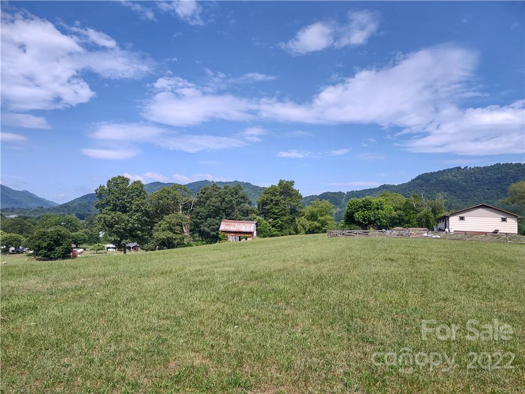171 Riley Trull Road Canton, NC 28716 - Photo 13 of 31
