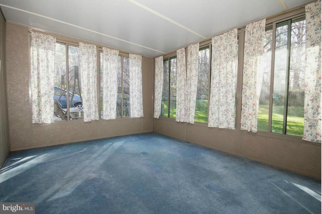 814 Shelley Road Towson, MD 21286 - Photo 17 of 21 Interior (General)