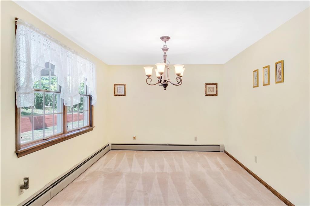 792 Pine Run Road Apollo, PA 15613 - Photo 6 of 25 Dining room