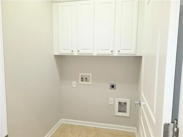 $2,350 | 6105 Longleaf Drive, Hoschton, GA 30548