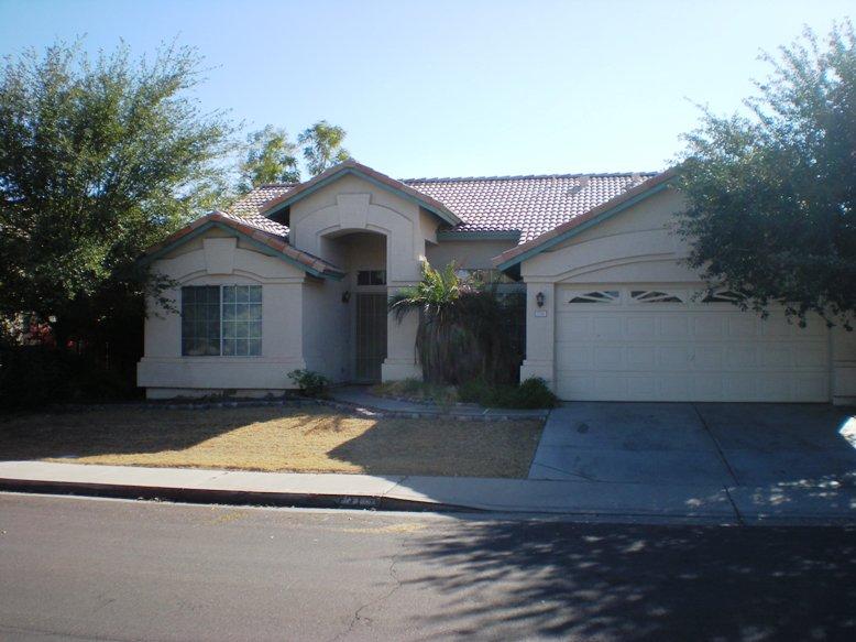 731 West Silver Creek Road Gilbert, AZ 85233 - Photo 1 of 5 1
