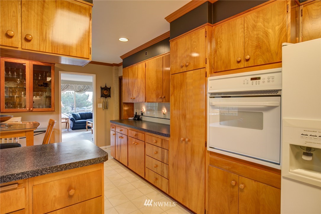 1712 Chilton Road Aberdeen, WA 98520 - Photo 15 of 37 Gallery Image 15