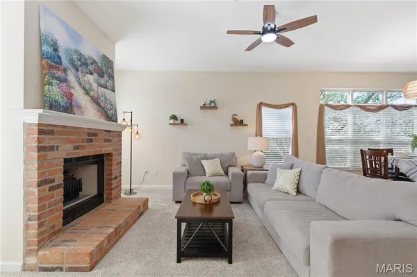 $165,000 | 1275 Garden Cir Drive, Unit H, St. Louis, MO 63125
