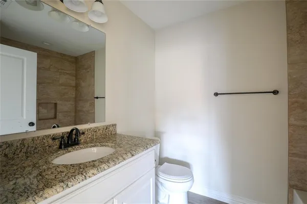 $1,650 | 901 North Barrett Avenue, Denison, TX 75020