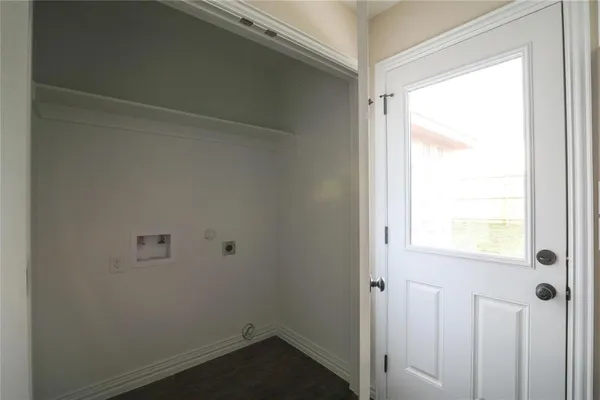 $1,650 | 901 North Barrett Avenue, Denison, TX 75020