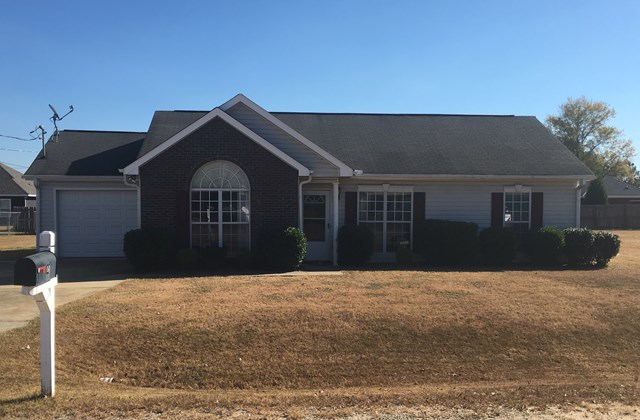 26 Alexander Loop Phenix City, AL 36869 - Photo 1 of 15 Main View