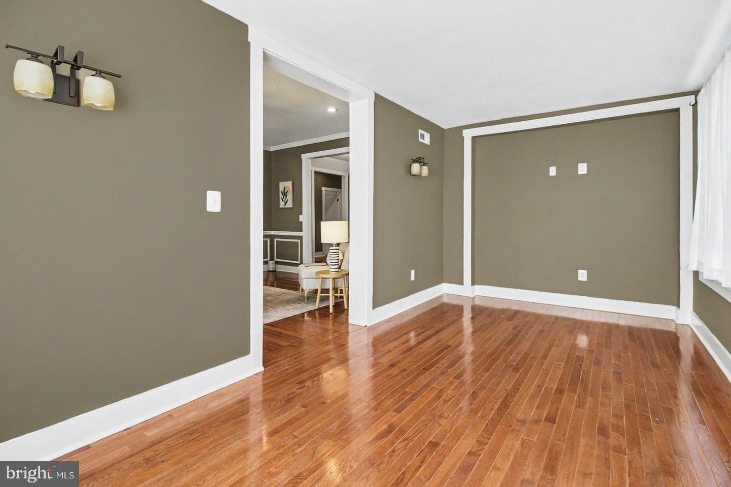 3504 Edgewood Road Baltimore, MD 21215 - Photo 20 of 61 Formal dining room