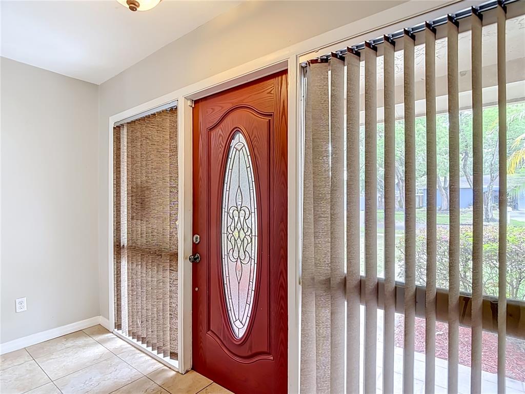 811 Ambassador Loop Tampa, FL 33613 - Photo 10 of 75