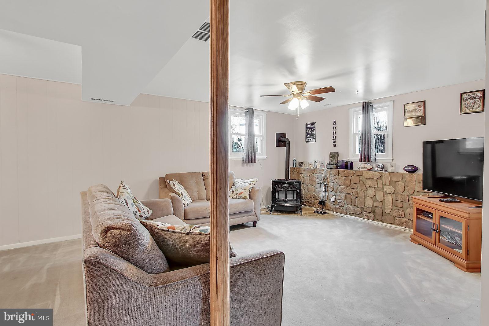 604 Holy Cross Road Baltimore, MD 21225 - Photo 22 of 36 Bedroom