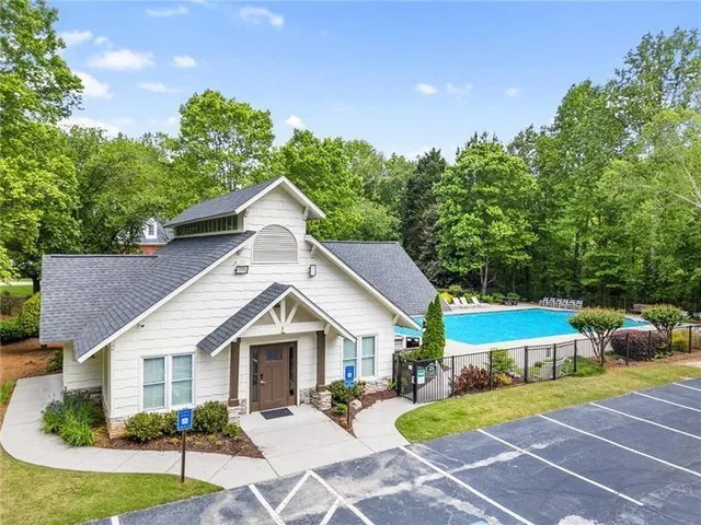 $585,000 | 1607 Brentwood Drive, Marietta, GA 30062