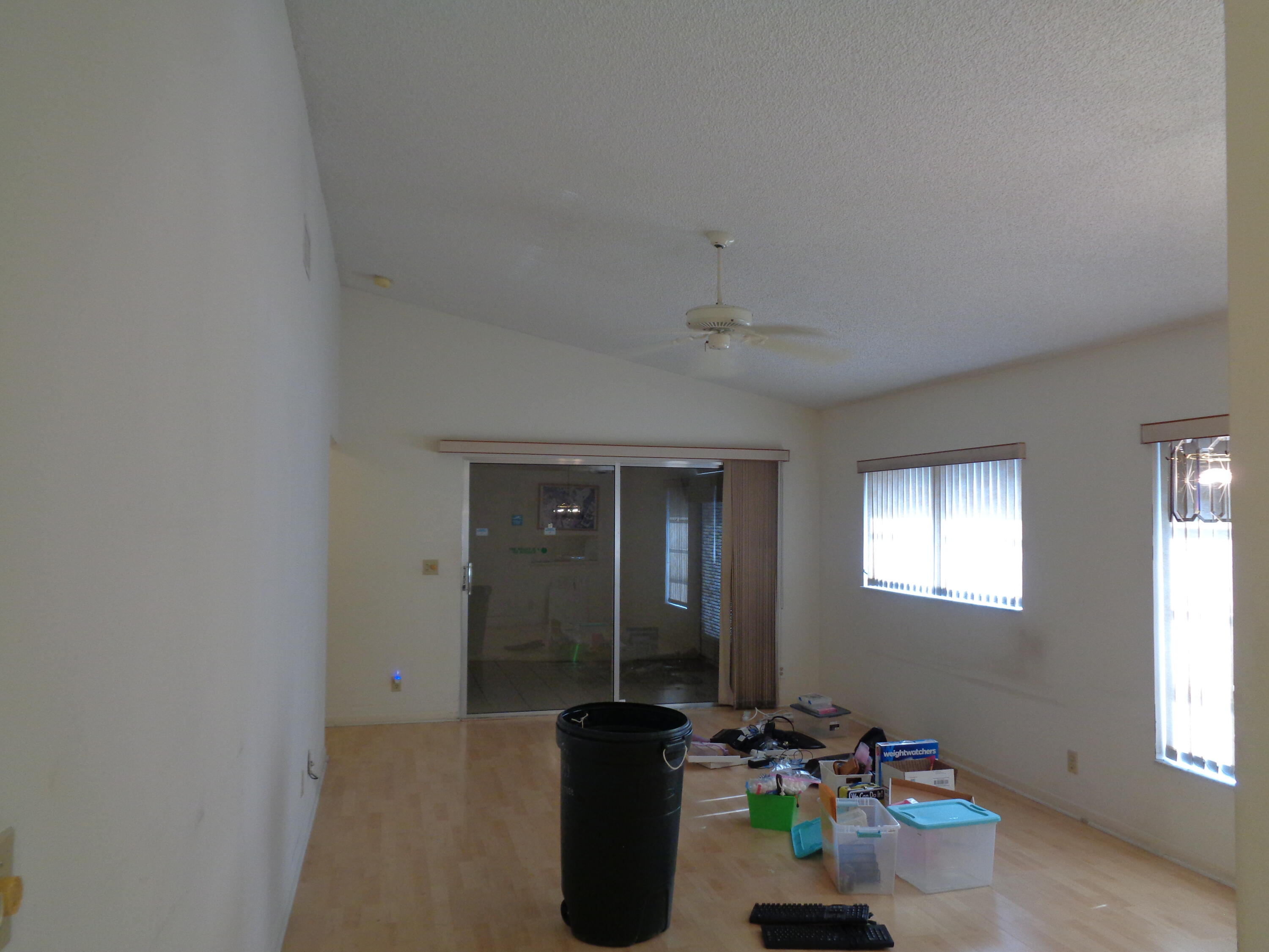 8089 Springtree Road, Unit D Boca Raton, FL 33496 - Photo 4 of 23 013
