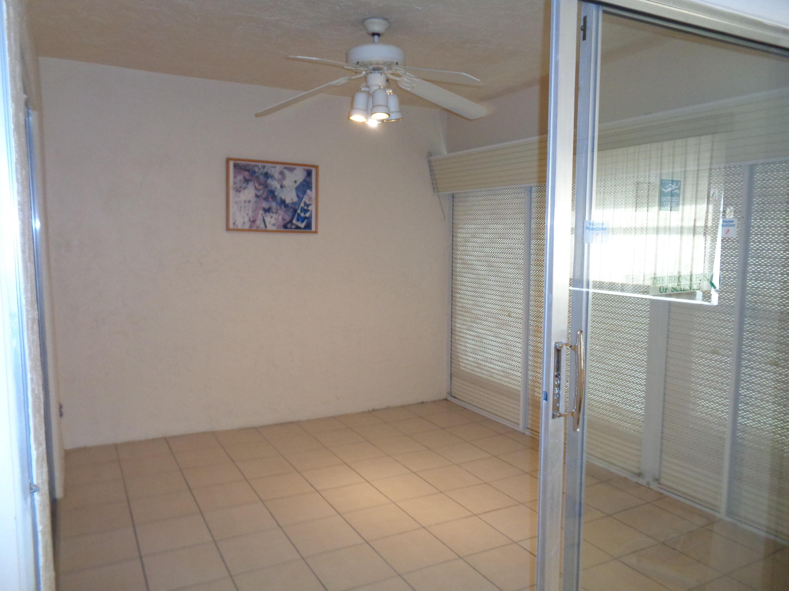 8089 Springtree Road, Unit D Boca Raton, FL 33496 - Photo 6 of 23 015