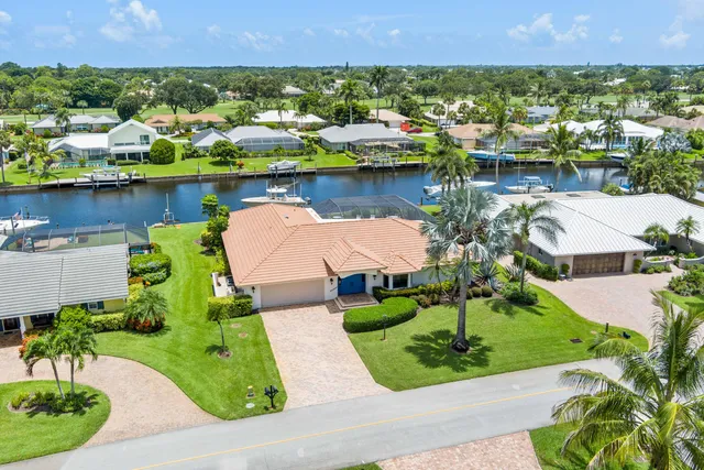 front view of house with a yard