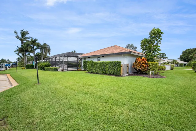 $1,850,000 | 3422 Southeast Fairway West, Stuart, FL 34997