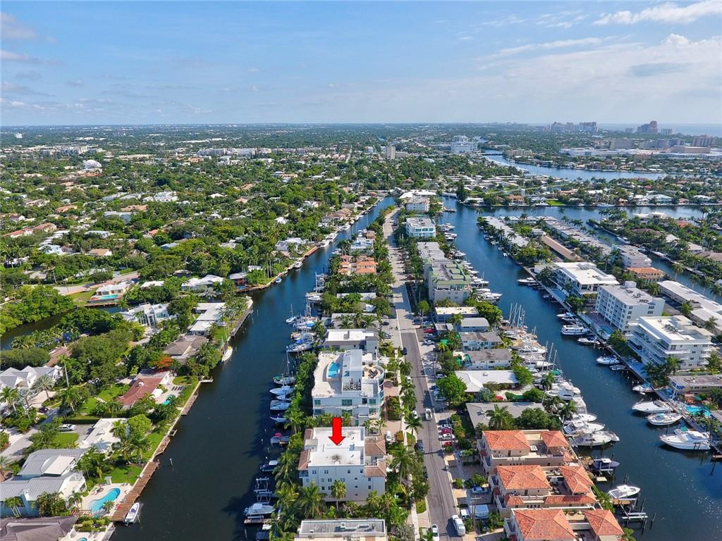 217 Hendricks Isle, Unit 402 Fort Lauderdale, FL 33301 - Photo 35 of 39 an aerial view of multiple house