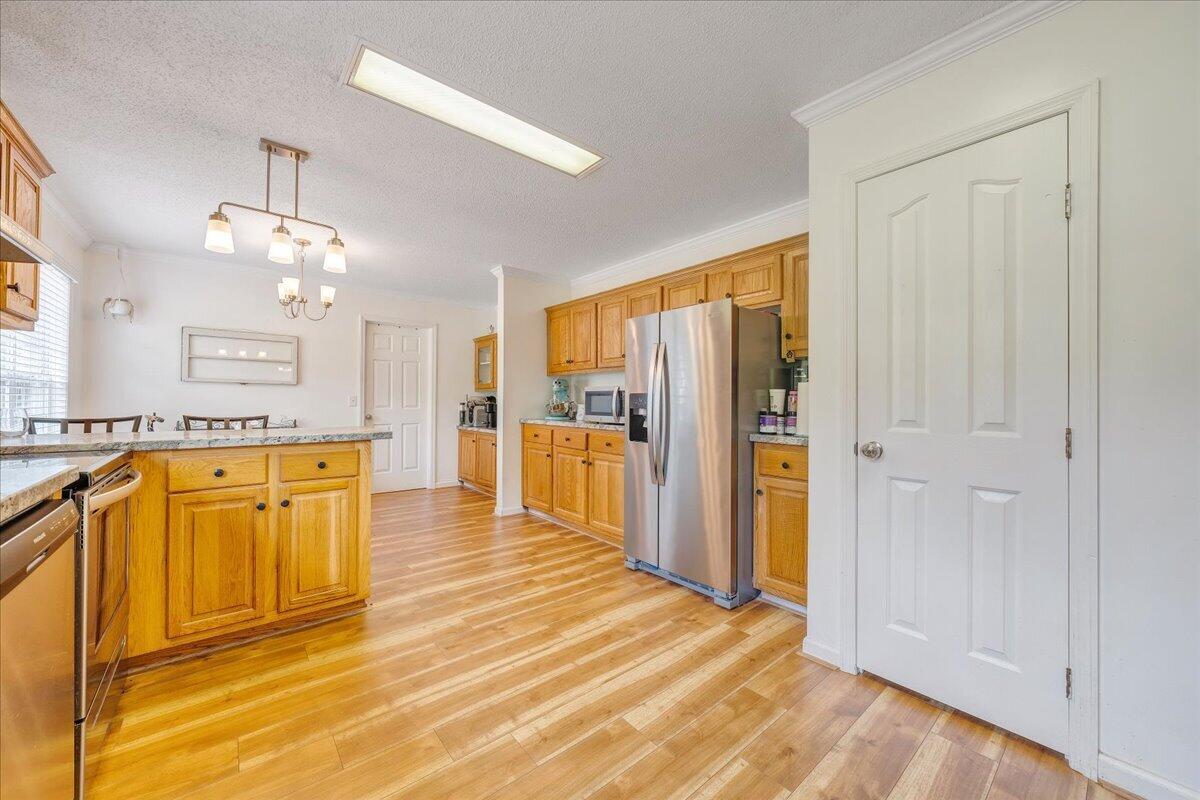 1064 Lipscomb Road Moneta, VA 24121 - Photo 12 of 31 20-MIB00959