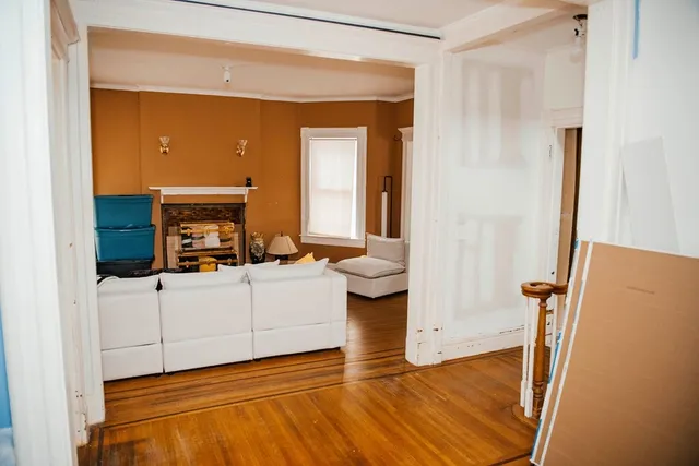 $259,900 | 14 Greenleaf Street, Springfield, MA 01108