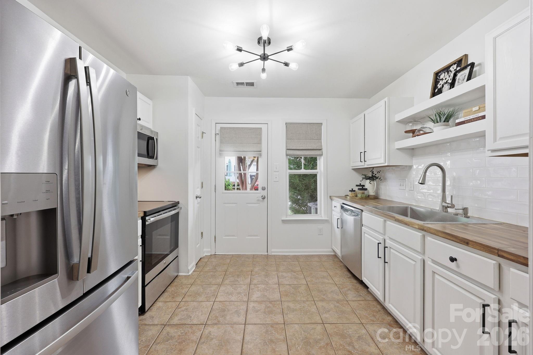 17307 Villanova Road Huntersville, NC 28078 - Photo 8 of 30 Gallery Image 8