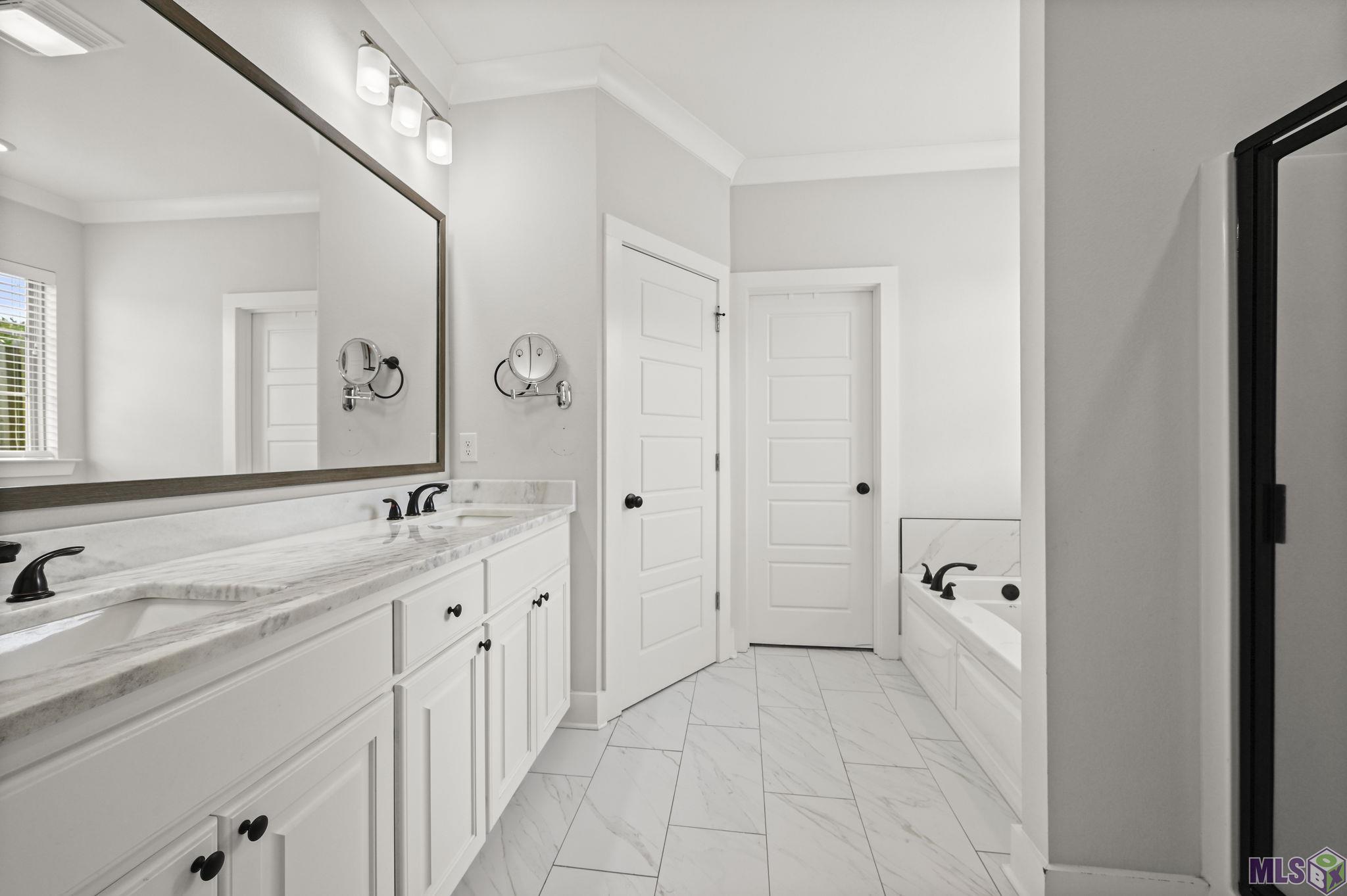 586 Warbler Crossing Avenue Baton Rouge, LA 70810 - Photo 13 of 25 Gallery Image 13