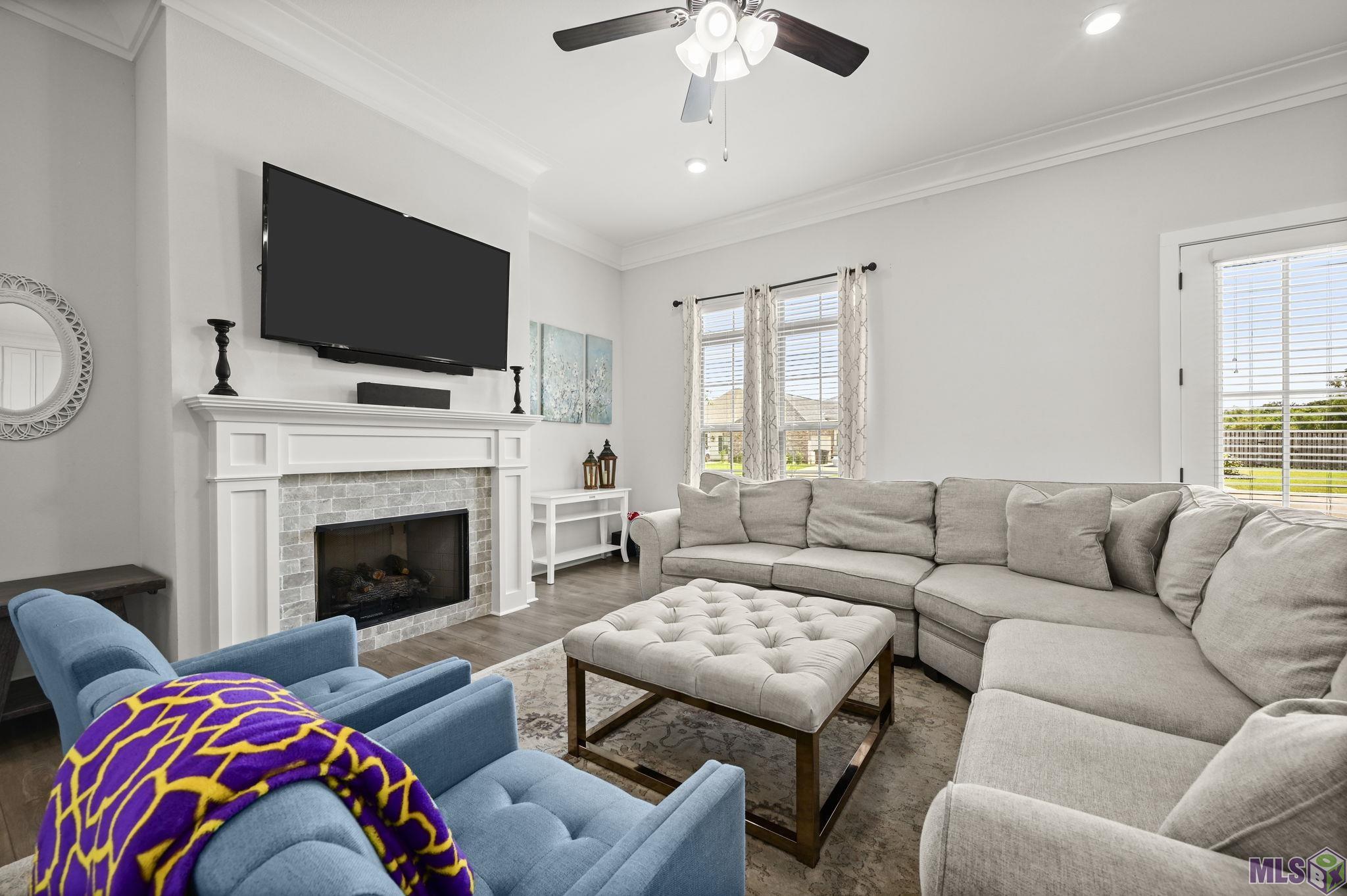 586 Warbler Crossing Avenue Baton Rouge, LA 70810 - Photo 8 of 25 Gallery Image 8