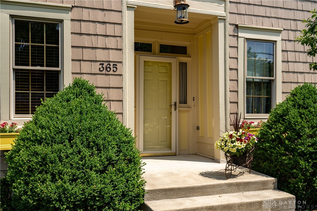365 West David Road Dayton, OH 45429 - Photo 6 of 78 Gallery Image 6