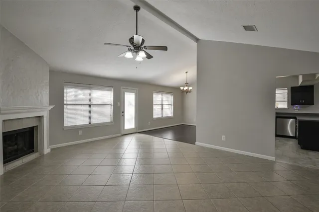 $2,000 | 3318 Golden Willow Drive, Kingwood, TX 77339