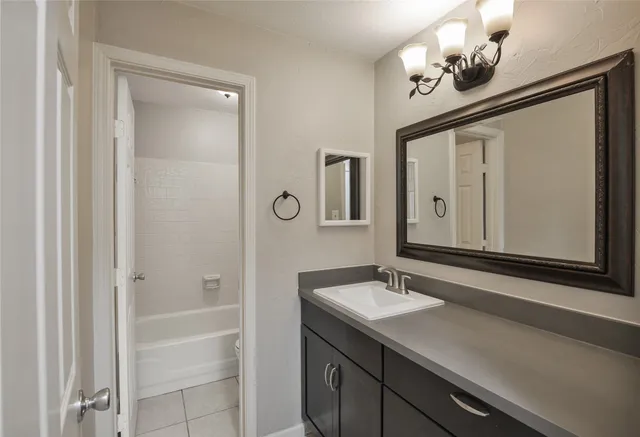 $2,000 | 3318 Golden Willow Drive, Kingwood, TX 77339