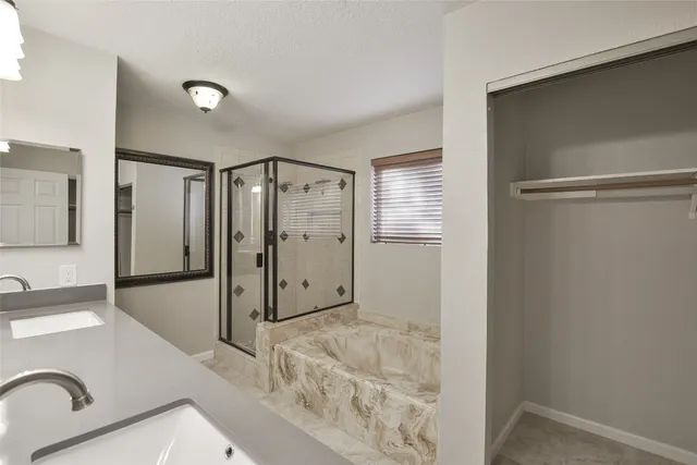 $2,000 | 3318 Golden Willow Drive, Kingwood, TX 77339