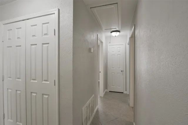 $2,000 | 3318 Golden Willow Drive, Kingwood, TX 77339