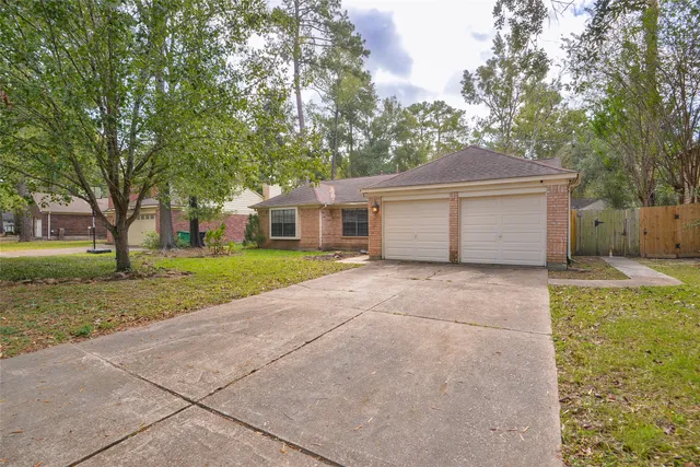 $2,000 | 3318 Golden Willow Drive, Kingwood, TX 77339
