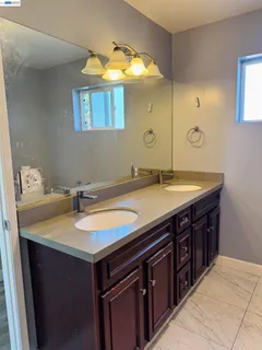 $948,000 | 2102 Overhill Road, Concord, CA 94520