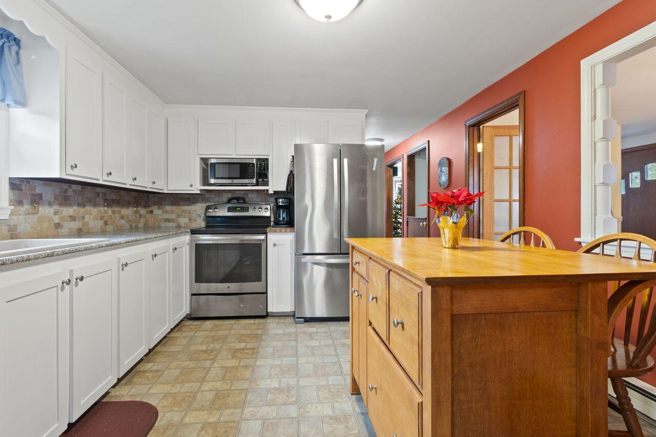 82 Watson Mill Road Saco, ME 04072 - Photo 13 of 68 20251223LH-71006