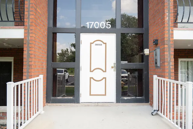 $54,999 | 17005 Albany Avenue, Unit 202, Hazel Crest, IL 60429