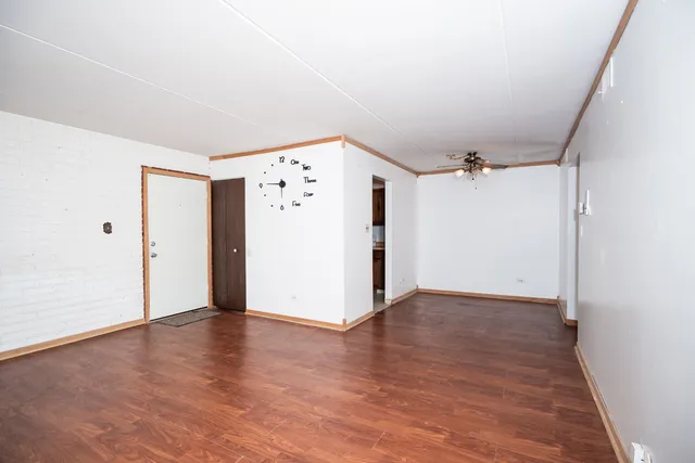$54,999 | 17005 Albany Avenue, Unit 202, Hazel Crest, IL 60429