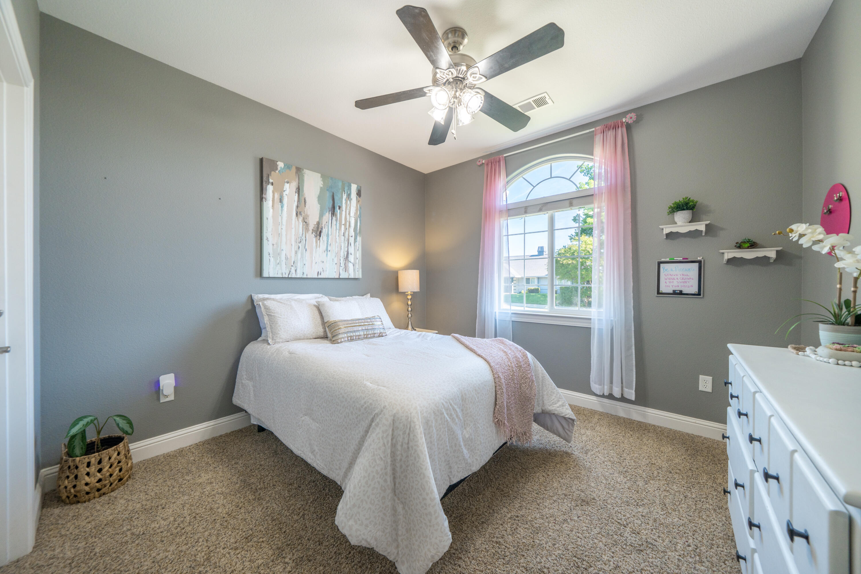 2234 Everest Drive Redding, CA 96001 - Photo 26 of 55 Bedroom 2