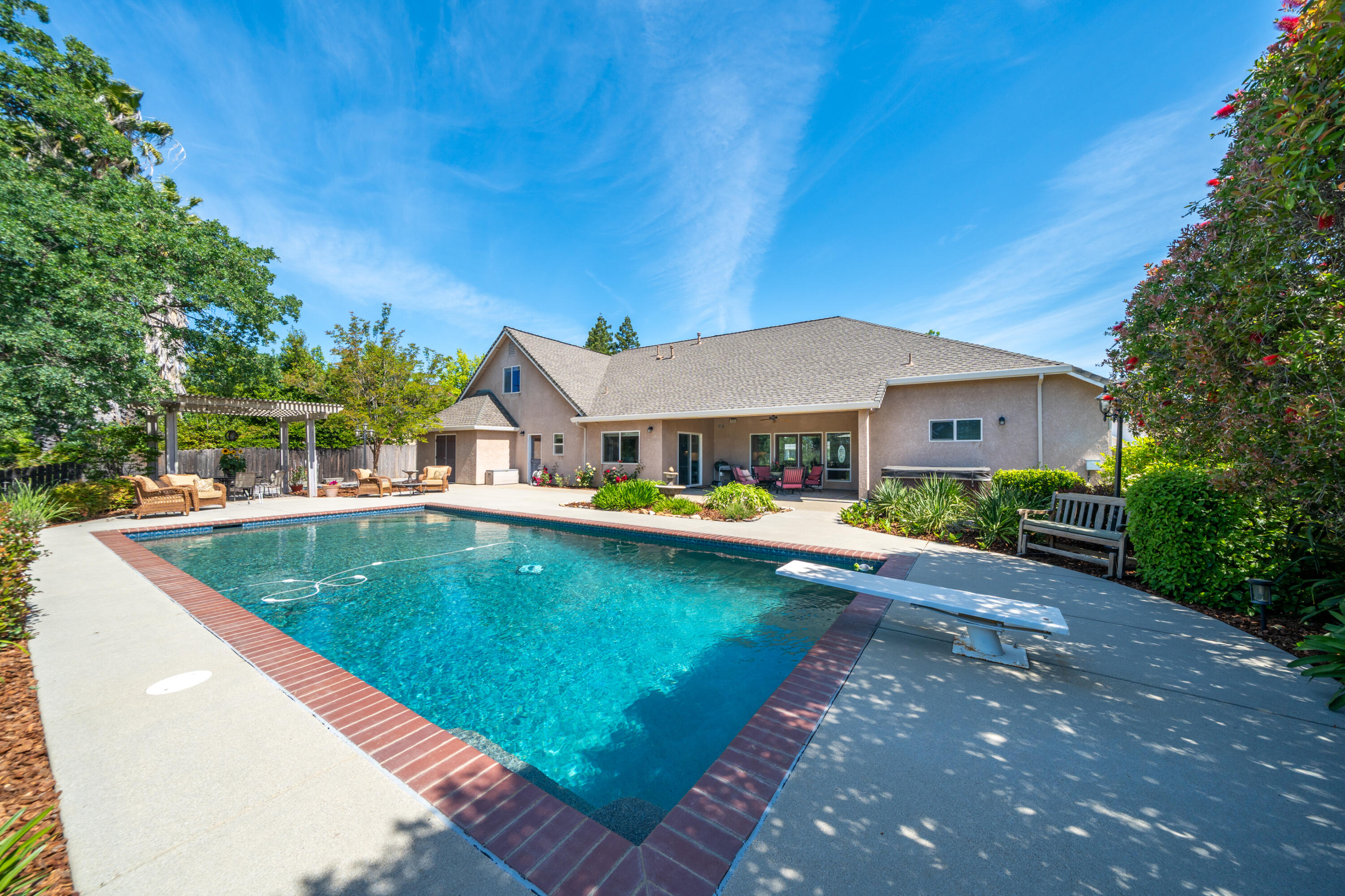 2234 Everest Drive Redding, CA 96001 - Photo 48 of 55 Pool with diving board