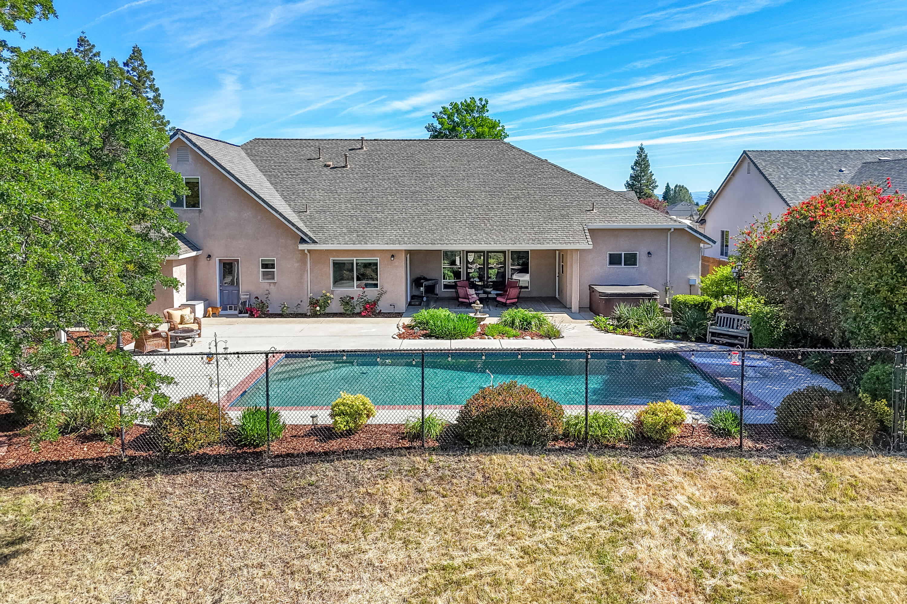 2234 Everest Drive Redding, CA 96001 - Photo 51 of 55 Backyard