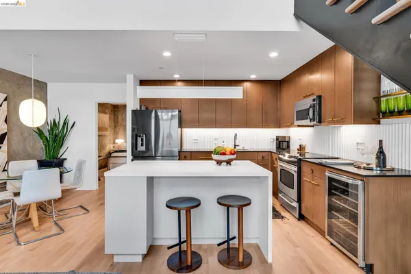 $599,000 | 311 Oak Street, Unit 102, Oakland, CA 94607