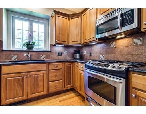 219 Ruggles Street Westborough, MA 01581 - Photo 16 of 41 Gallery Image 16