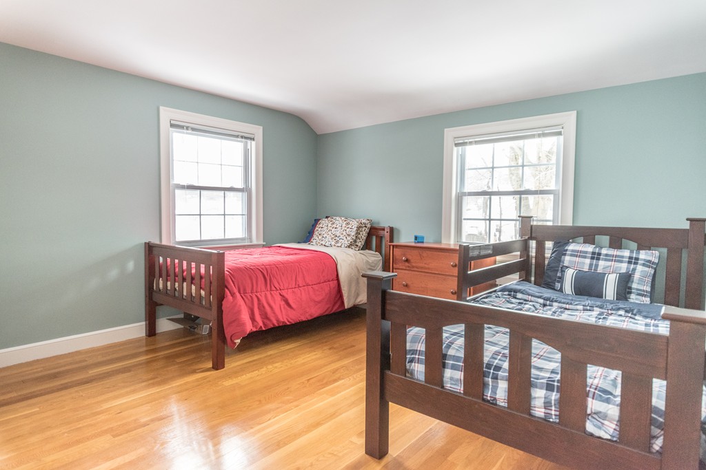 286 Hunting Road Needham, MA 02494 - Photo 9 of 12 Gallery Image 9